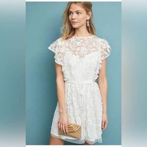 Monique Lhuillier Ivory Floral Lace Dress
